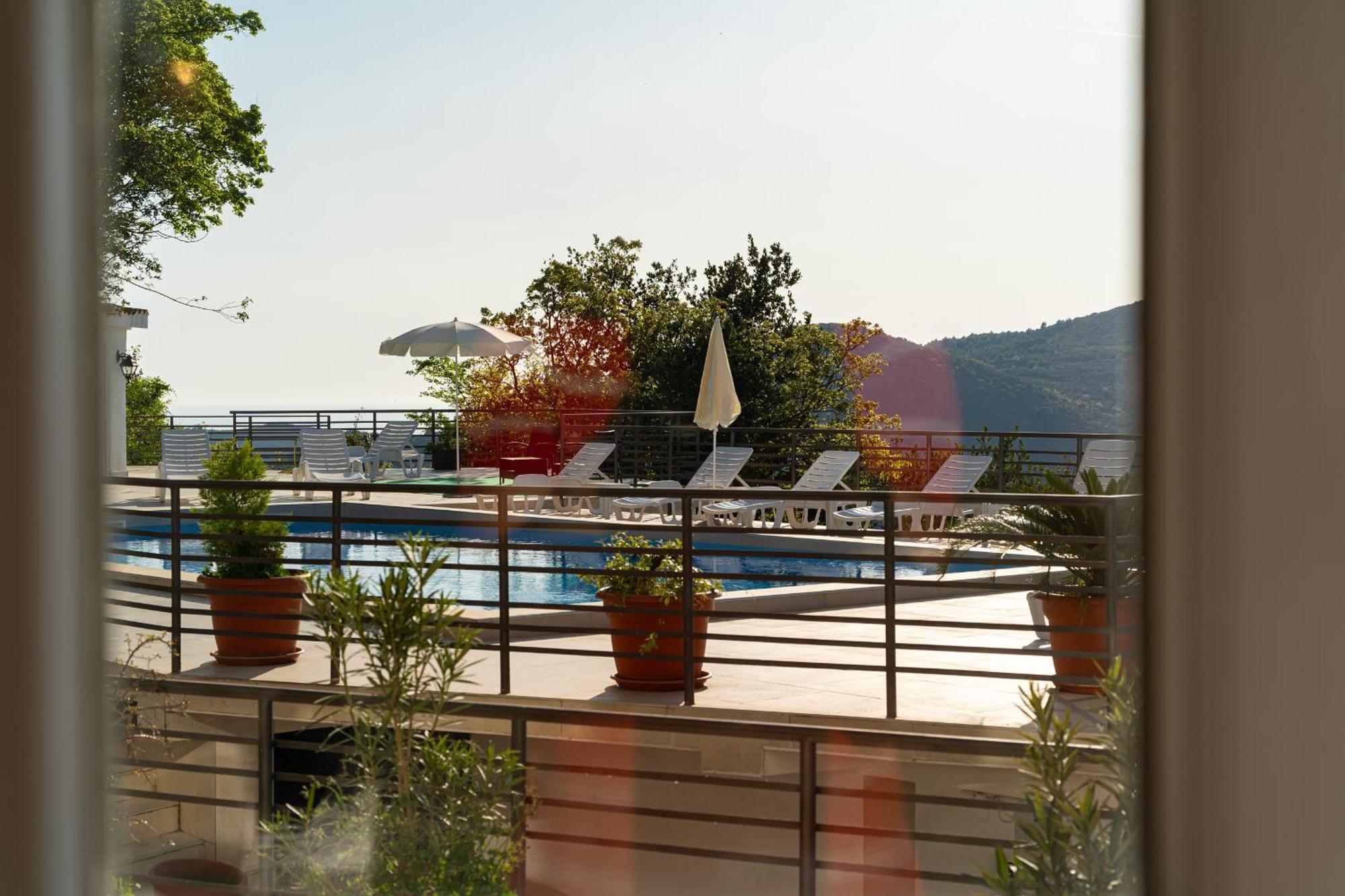 Regina Residence 부드바 객실 사진